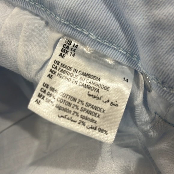 Style & Co. Light Blue Curvy Capri Pants - Picture 5 of 5